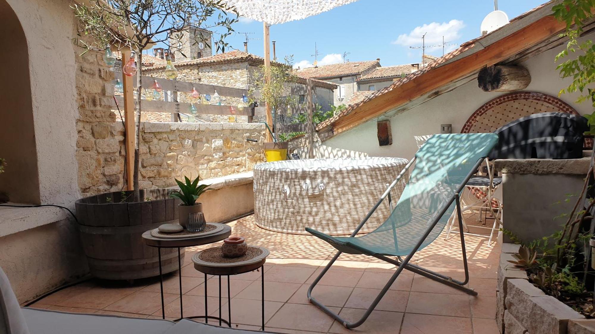 Maison Avec Jacuzzi Et Terrasse Sur Les Toits Brignon Exterior foto